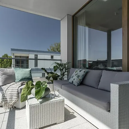 White Superior By Oneapartments * Gdansk