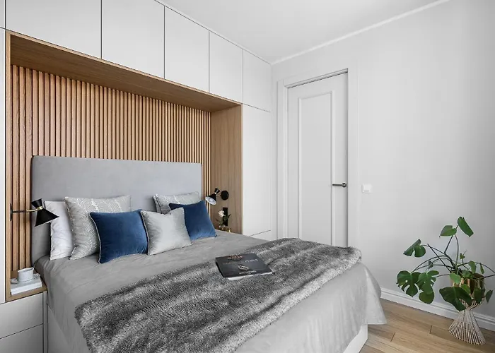 شقة White Superior By Oneapartments غدانسك