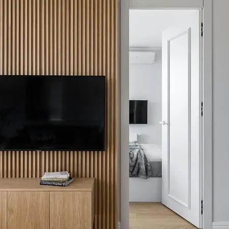 White Superior By Oneapartments Διαμέρισμα Γκντανσκ